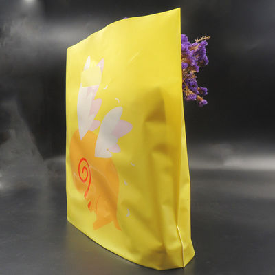 logo pitented plastic goodie bags with handles , die cut plastic bags for shopping