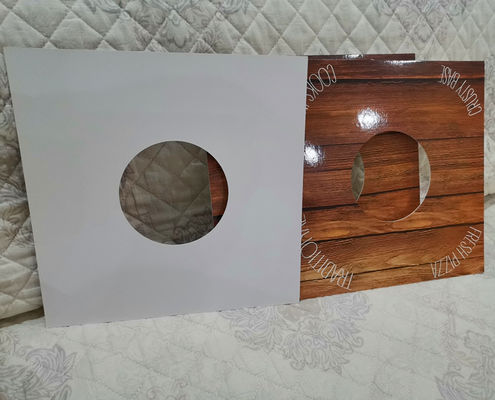 Easy To Assemble Paper Packaging Box with Hot Gold Foil Surface Paper Inside As Customer’s Request